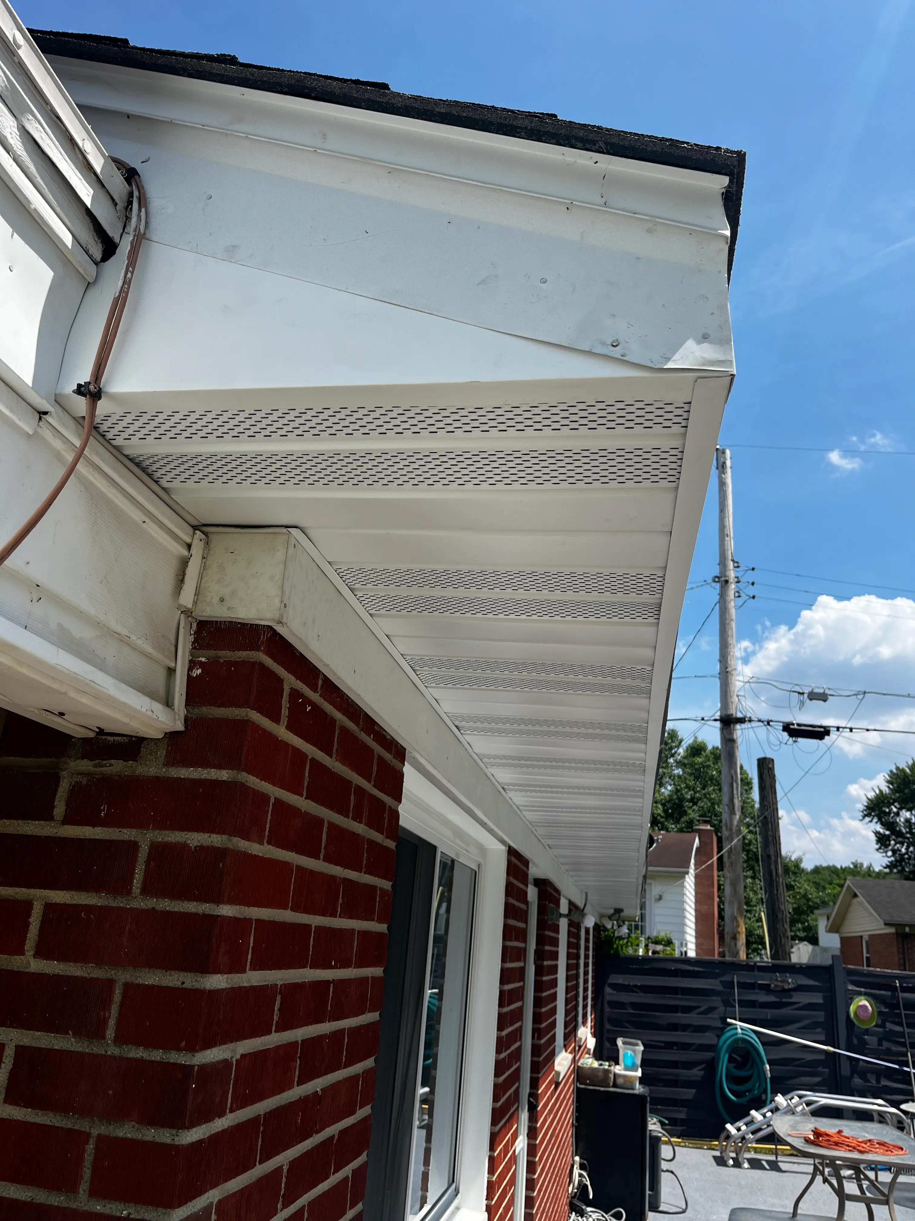 Soffit and fascia replacement